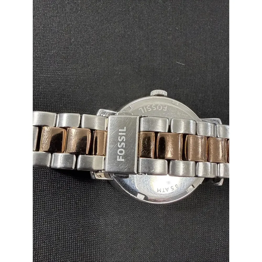 FOSSIL ES-3356 Women’s Wristwatch New Battery! Looks And Runs Excellent!!!